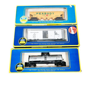 AHM HO Scale 3 Train Lot Peabody Hopper Dupont Tank Chesapeake Box Car Hobby